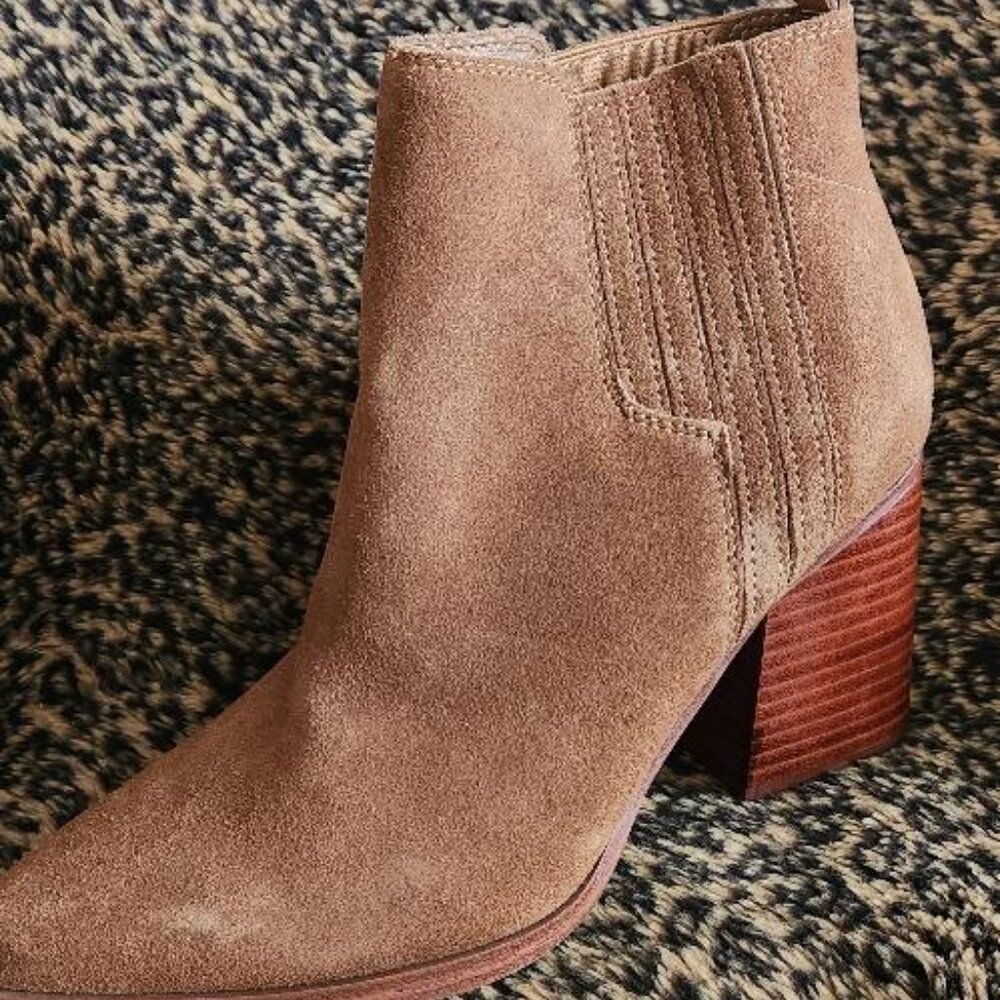 MARC FISHER Tan Suede Leather Pointed Toe Pull On Stretch Ankle Booties Sz 8M